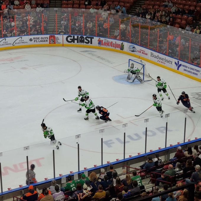 Savannah Ghost Pirates play first ice hockey game in Enmarket Arena