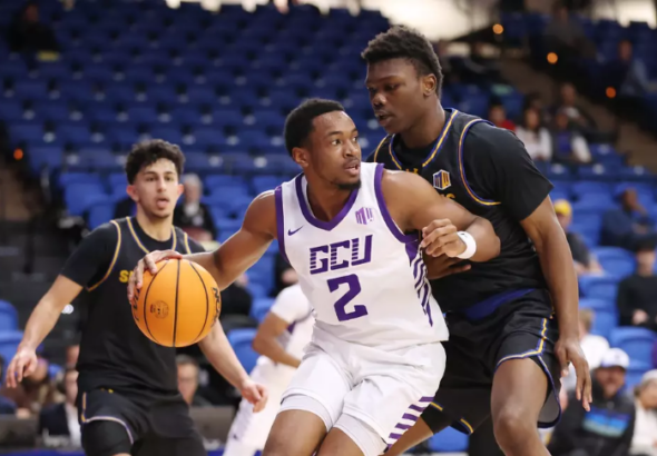 GCU #2 Makiah Williams drives the lane vs SJSU