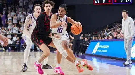 #10 Jaden Henley against his former squad and now Texas Tech star Dra Gibbs-Lawthorn in GCU home game vs UNLV