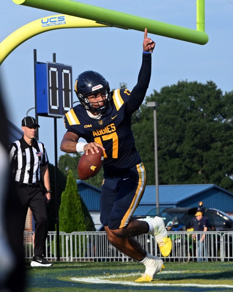 ncaatfootball1
